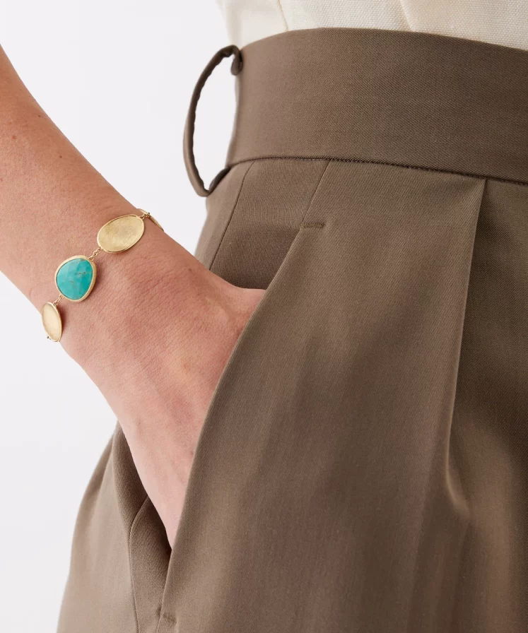 Bb2099 Tum01 Y 0869 1512x