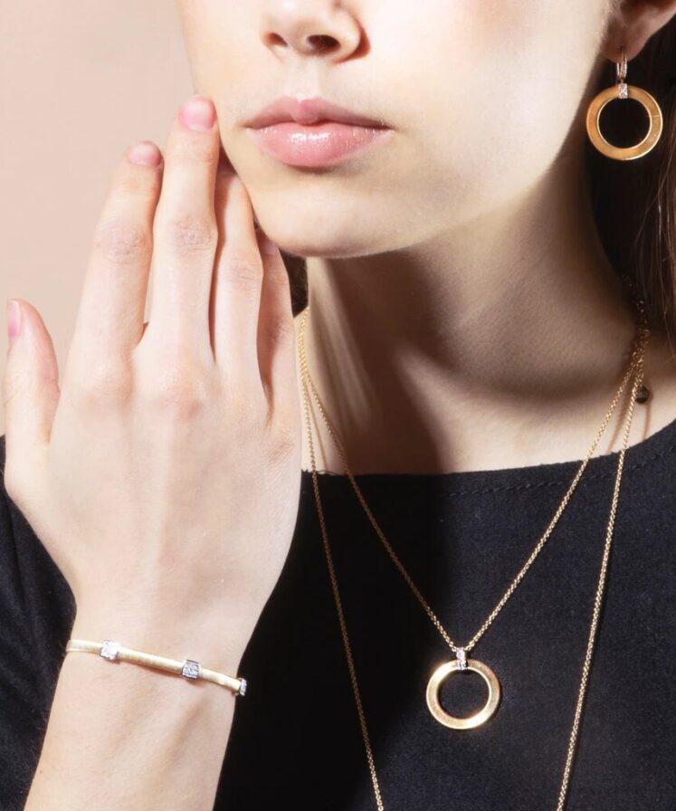 Alternative view of Orecchino Marco Bicego Masai OG378-AB_B_YW_M5