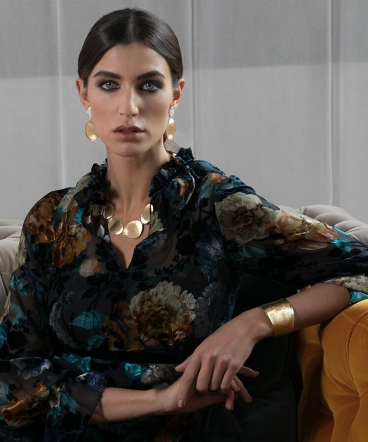 Alternative view of Orecchini Marco Bicego Lunaria OB1426 B YW